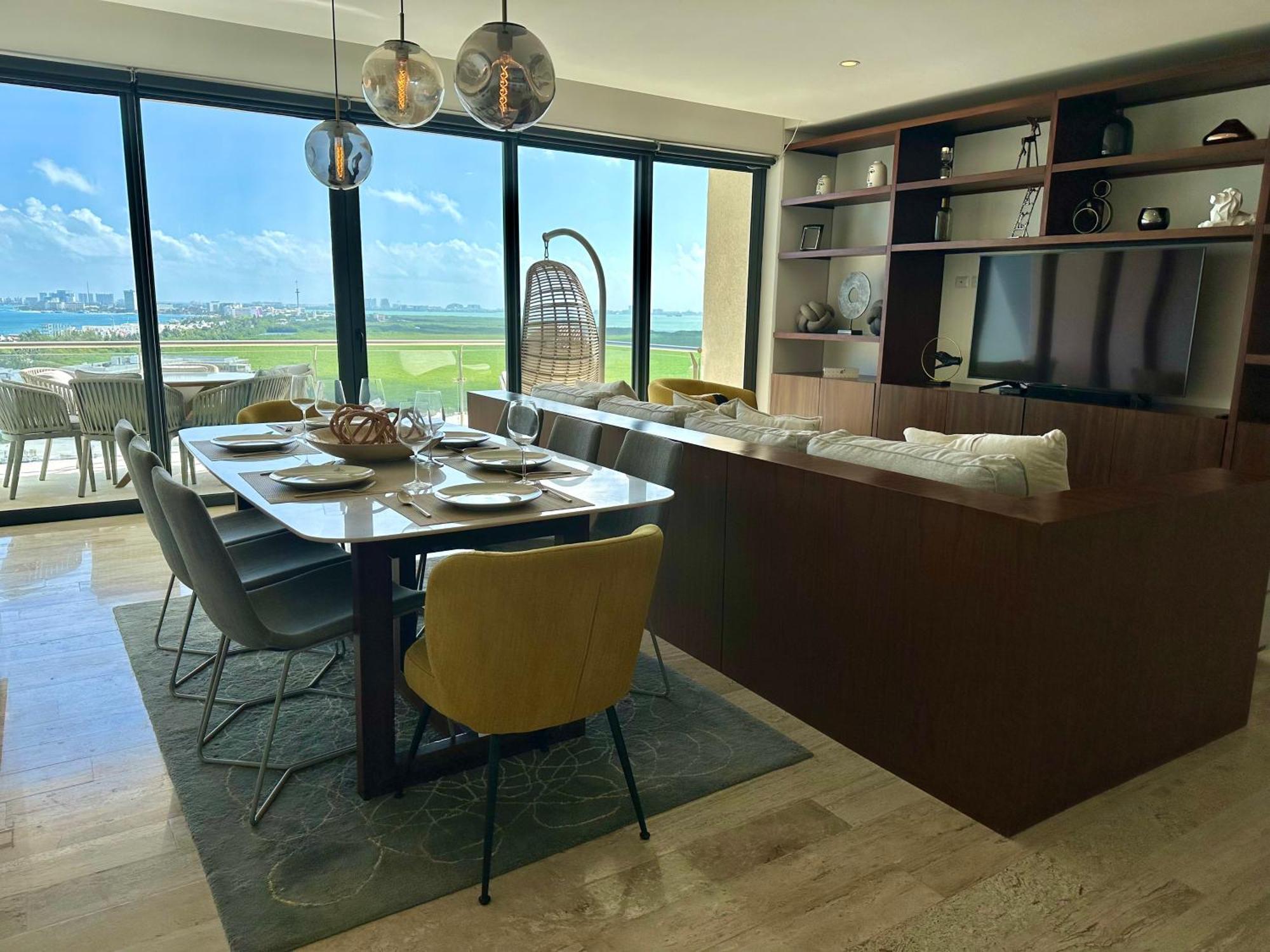 3br Luxury Oceanfront W Pool, Gym & Views Apartamento
