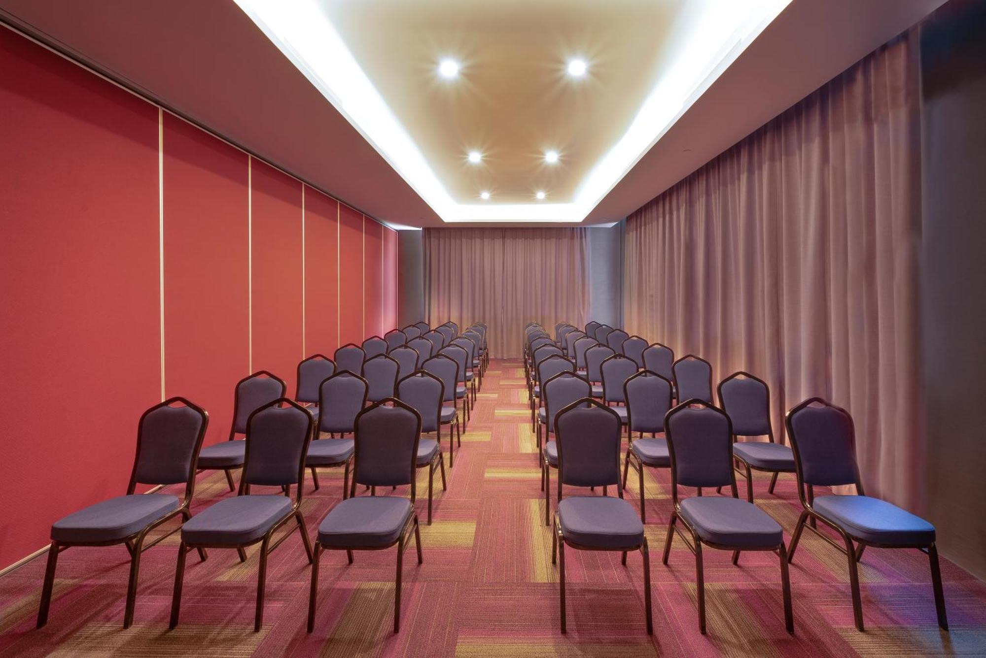 Planet Hollywood Cancun, An Autograph Collection (adults Only) 5*