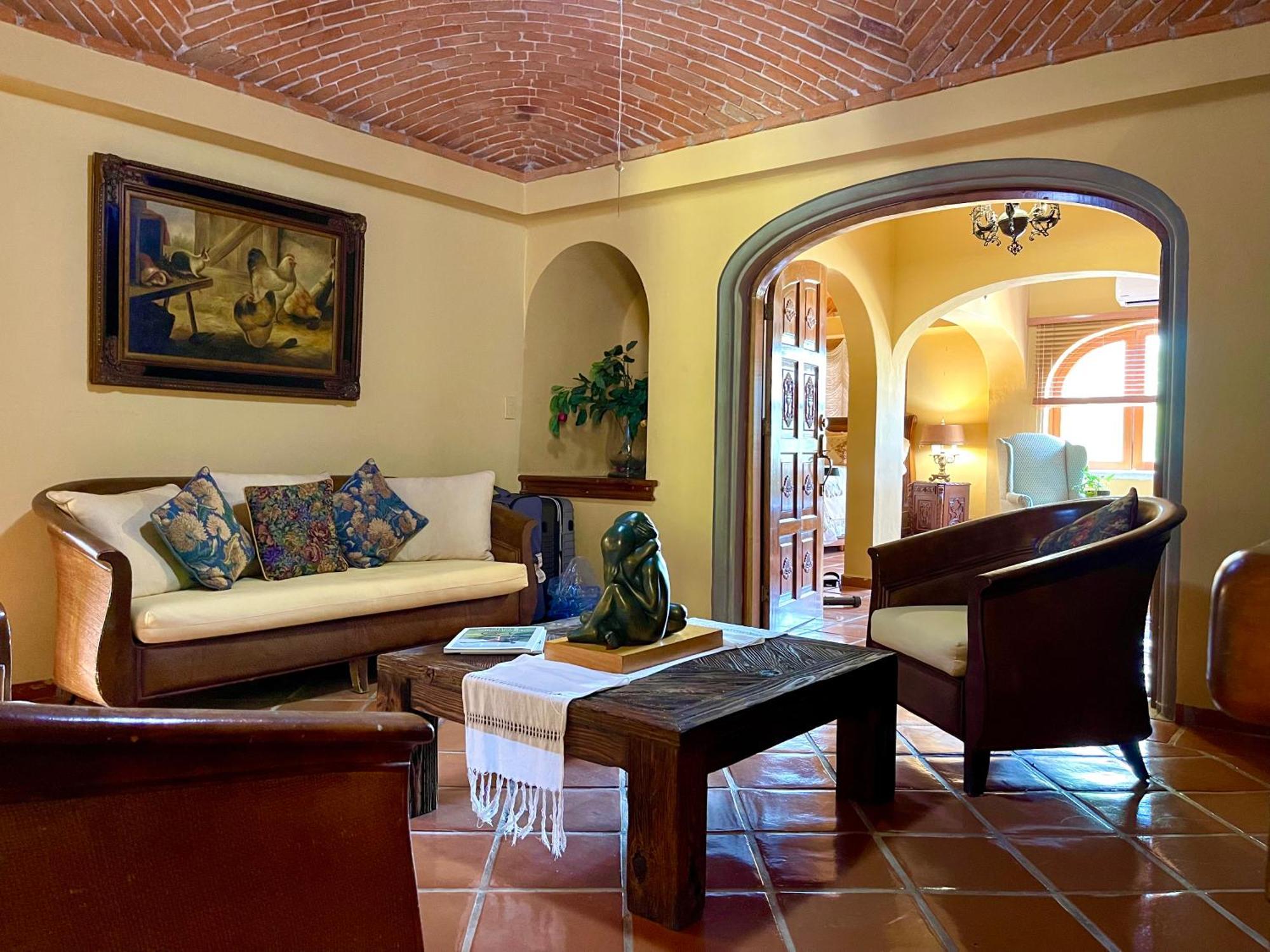 Сasa de vacaciones Mexican Style House In The Zone By Solmar *