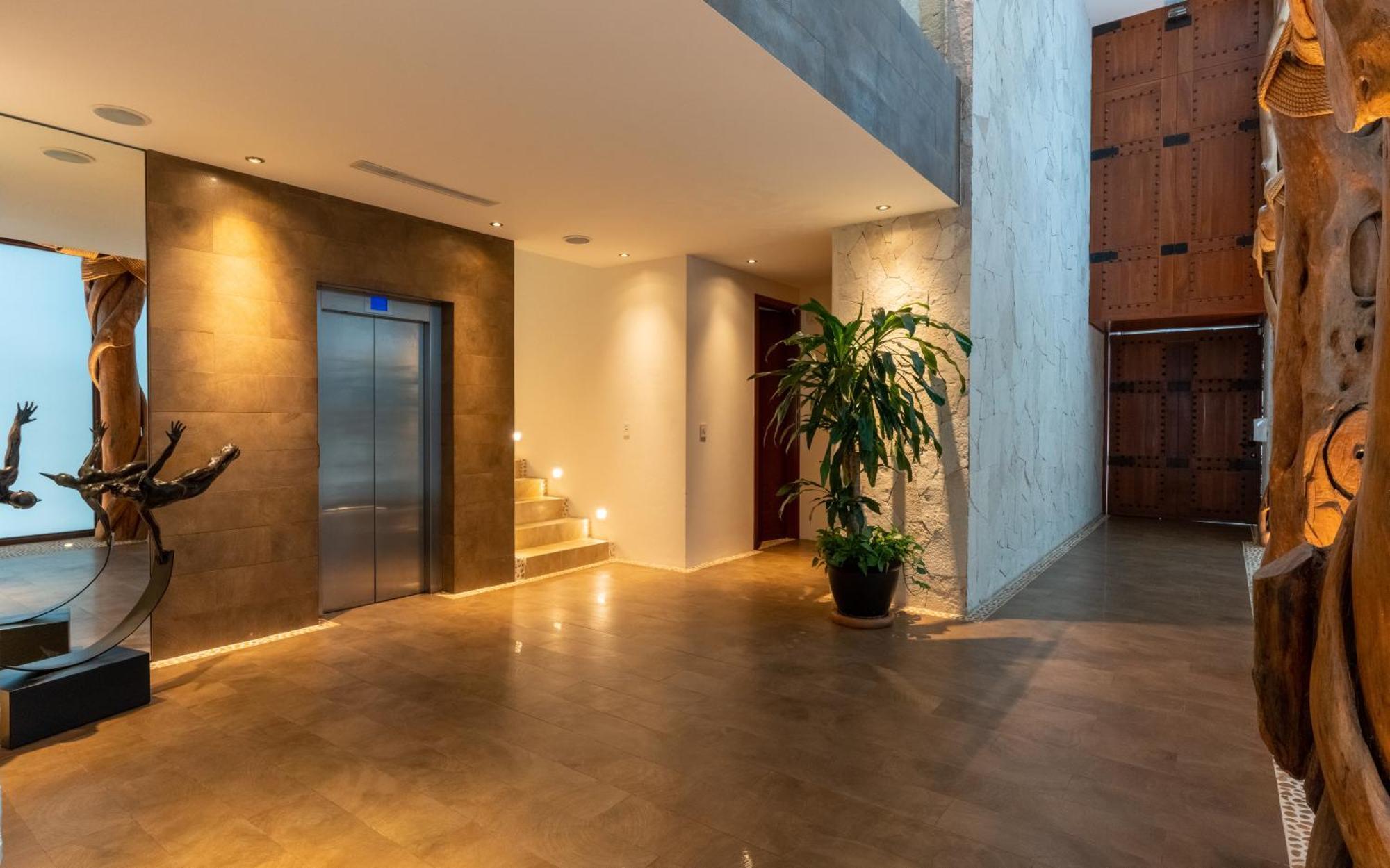 Villa 6br Beachfront Private Luxury By Solmar Cancún