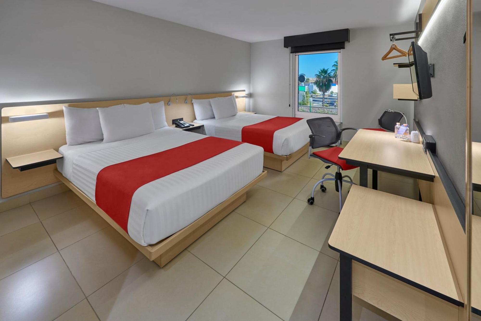 Express By Marriott Hotel 4*