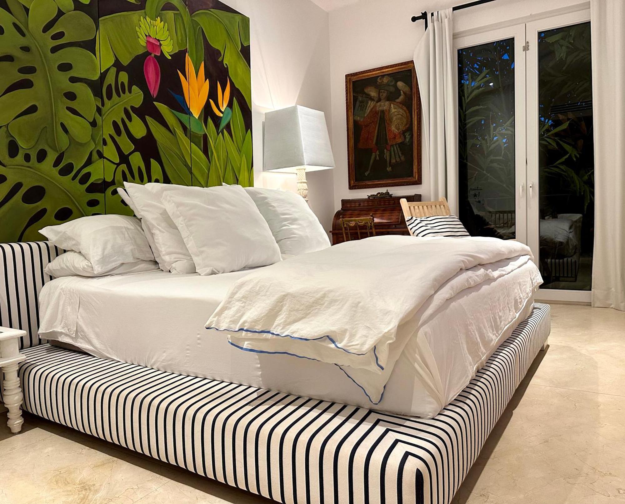 4br Lakefront With Private Pool By Solmar Villa Cancún
