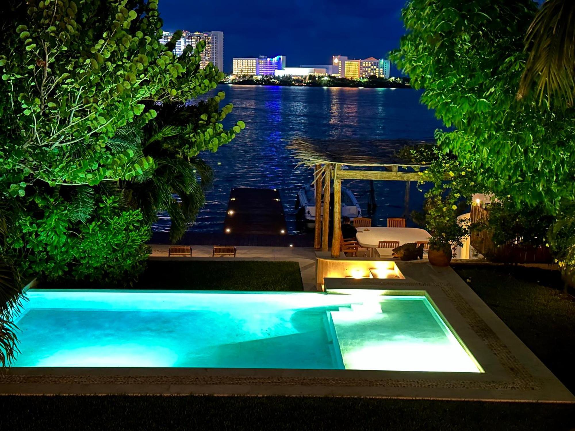 4br Lakefront With Private Pool By Solmar * Cancún