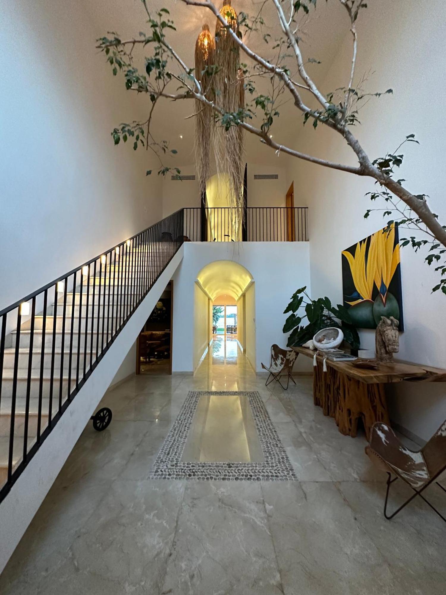4br Lakefront With Private Pool By Solmar
