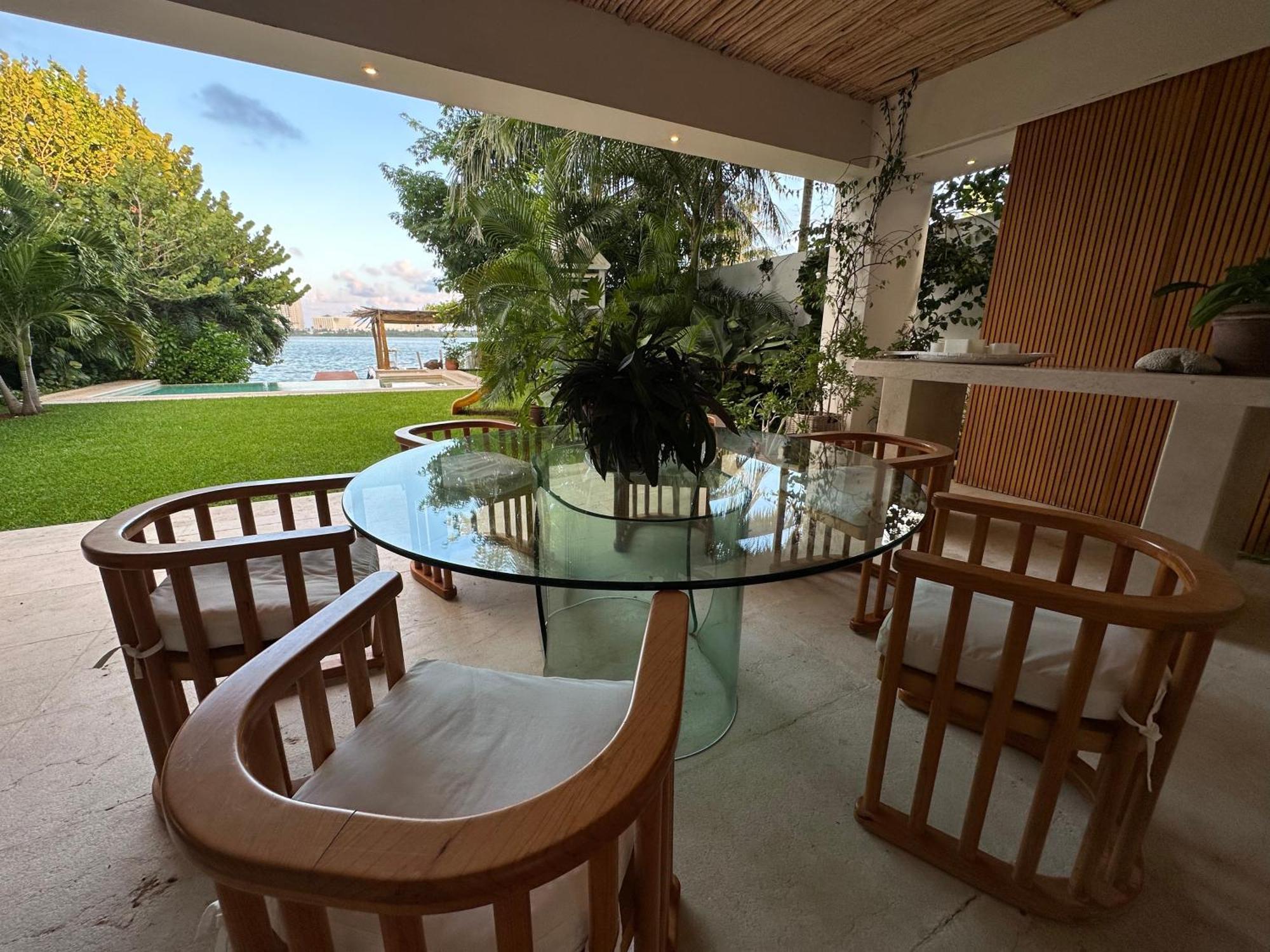 Villa 4br Lakefront With Private Pool By Solmar *