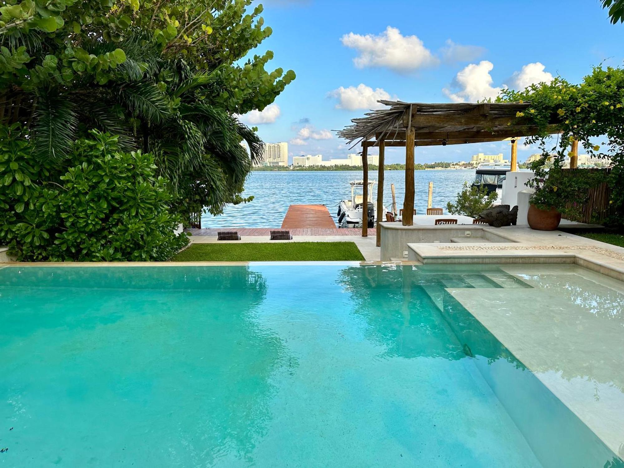 4br Lakefront With Private Pool By Solmar Cancún