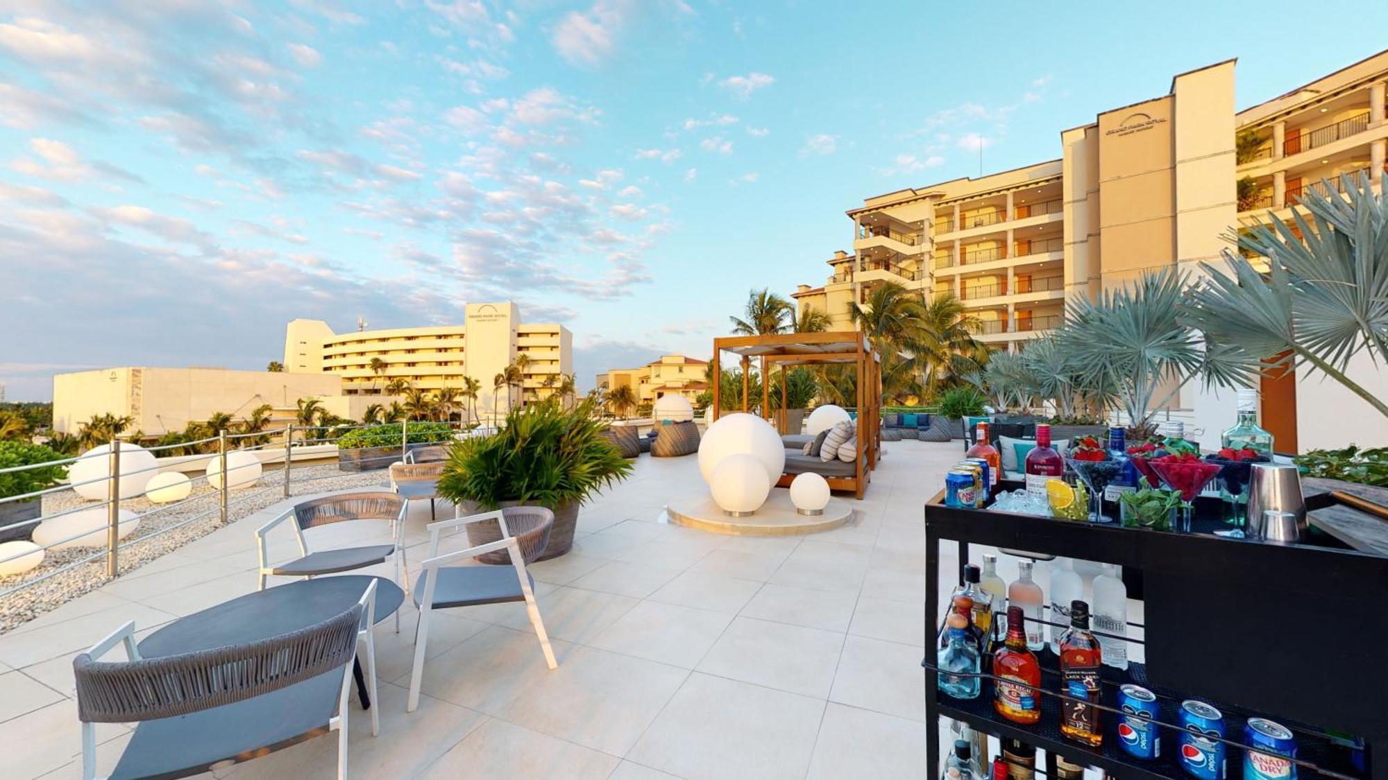 Royal Select At Grand Park Royal (adults Only) Hotel Cancún