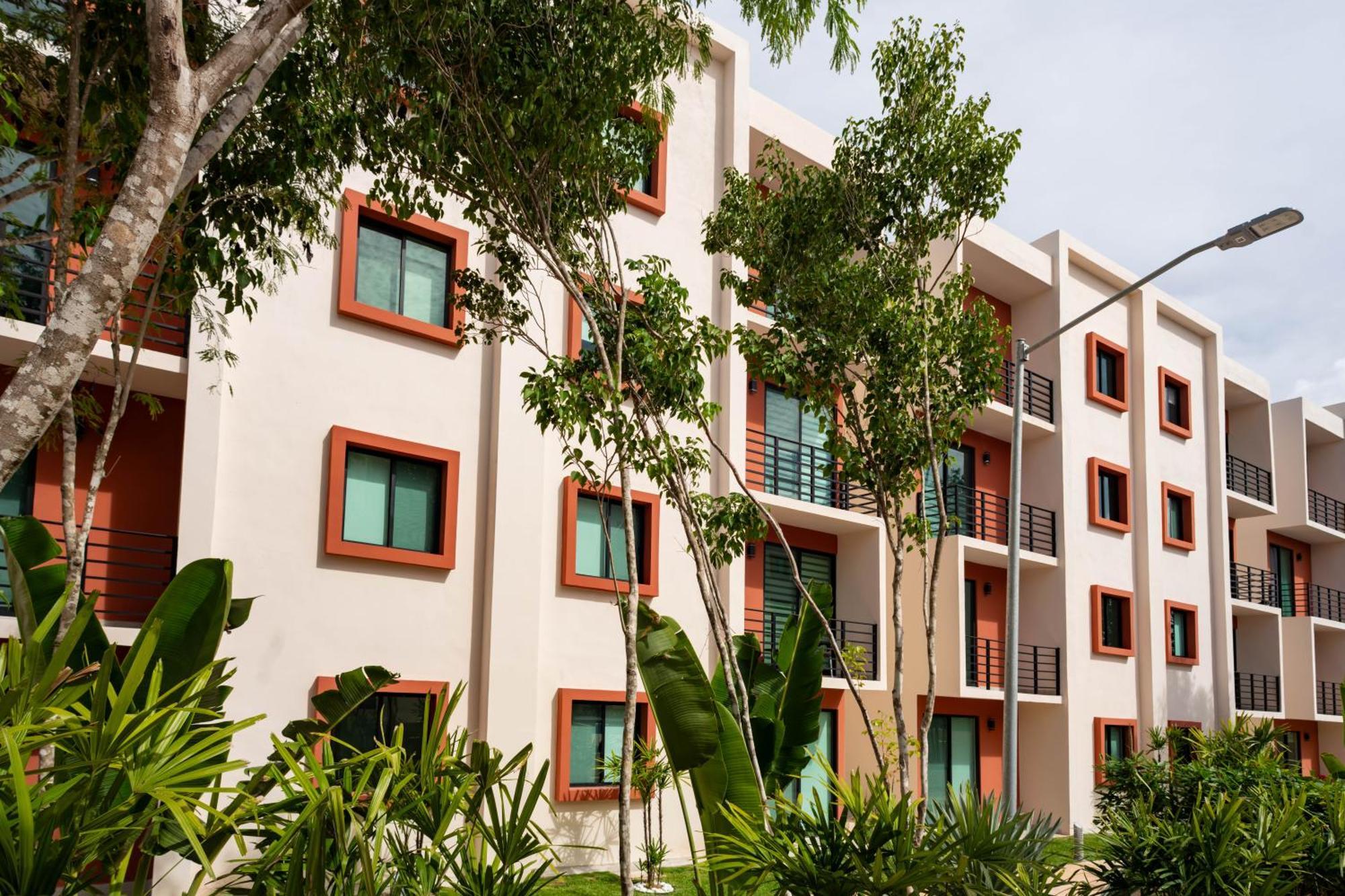 2br Moderno En Residencial Ombu Cancun