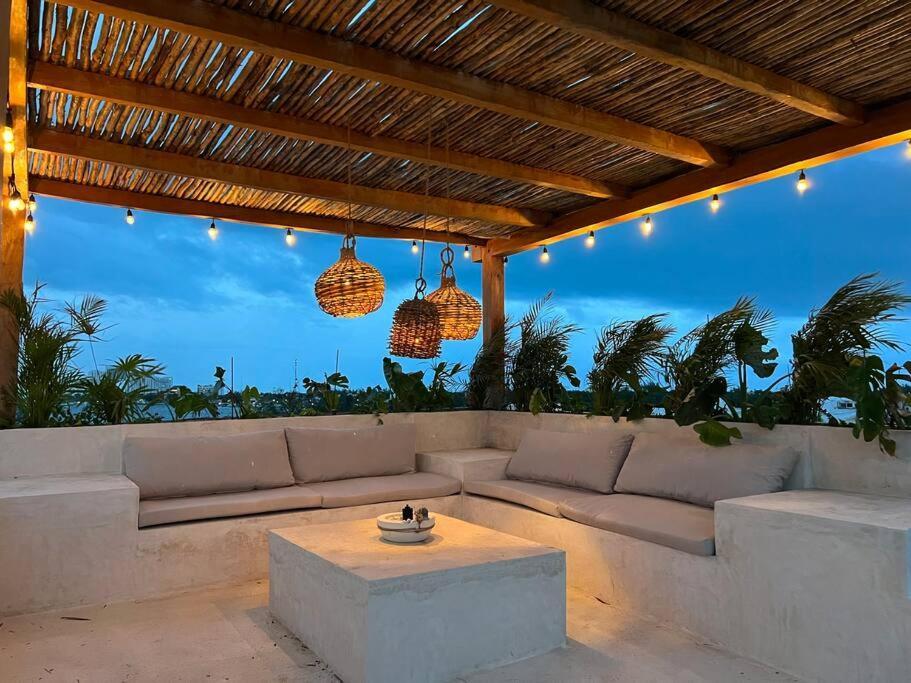Exclusive With Private Rooftop & Amazing Views Apartamento Cancún