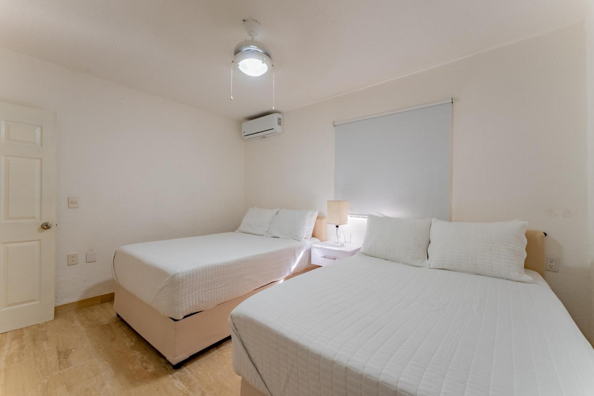 Villa Beachfront 4br Zone *