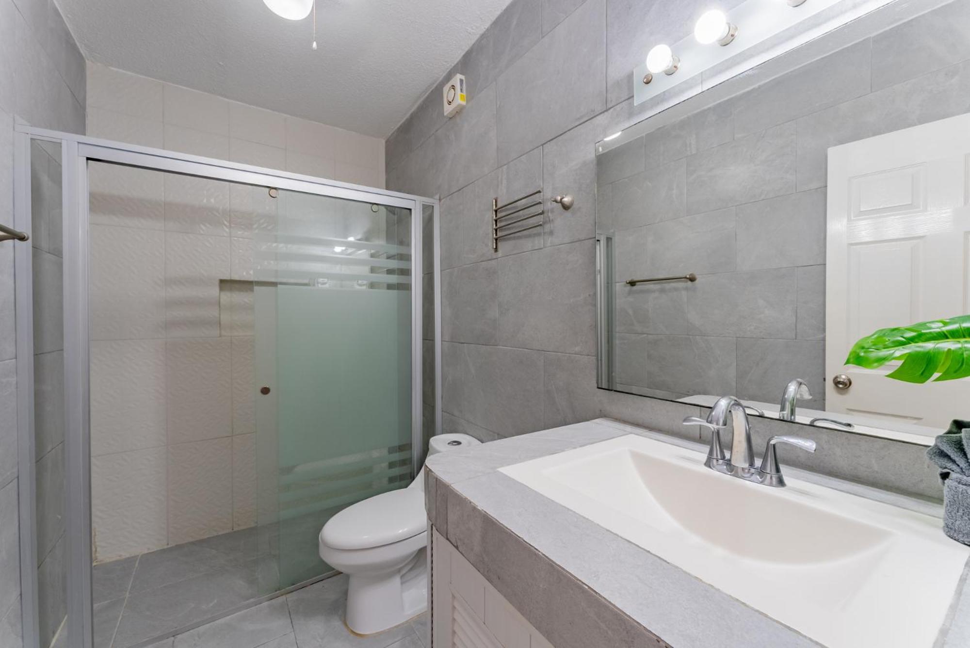 Beachfront 4br Zone * Cancún