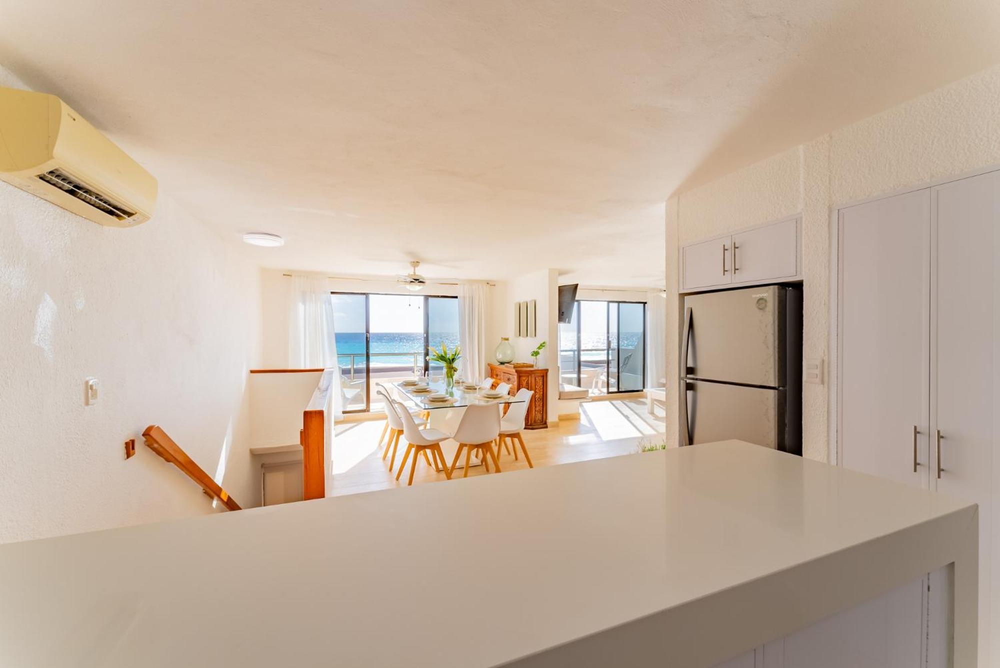 Beachfront 4br Zone Cancún