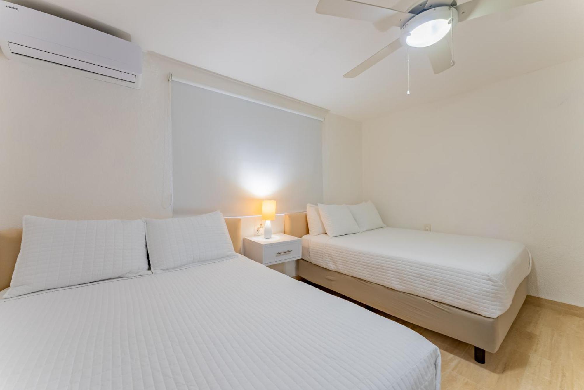 Villa Beachfront 4br Zone