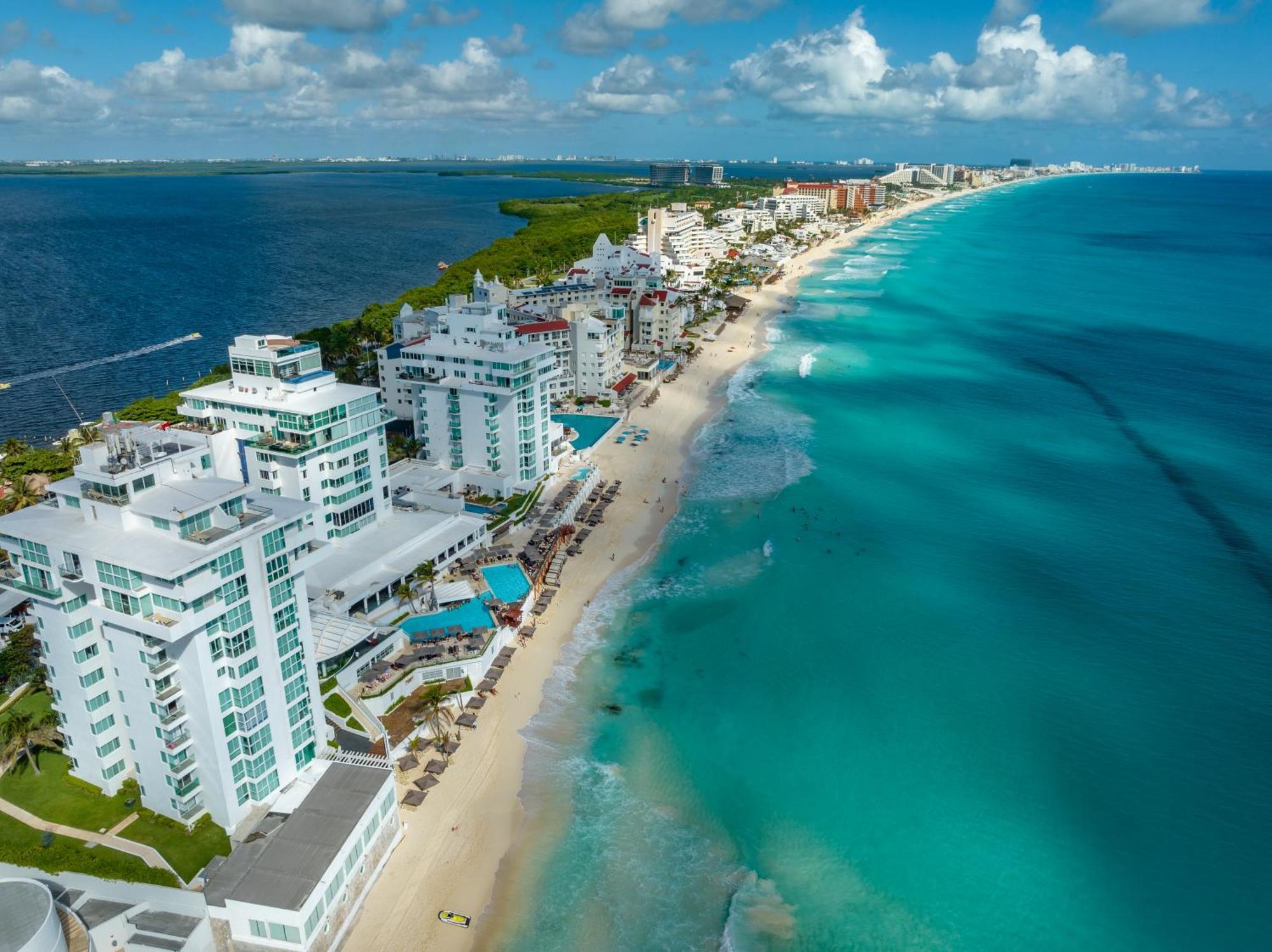 Apartamento Beachfront Deluxe -best Ocean View, With Beach, Gym And