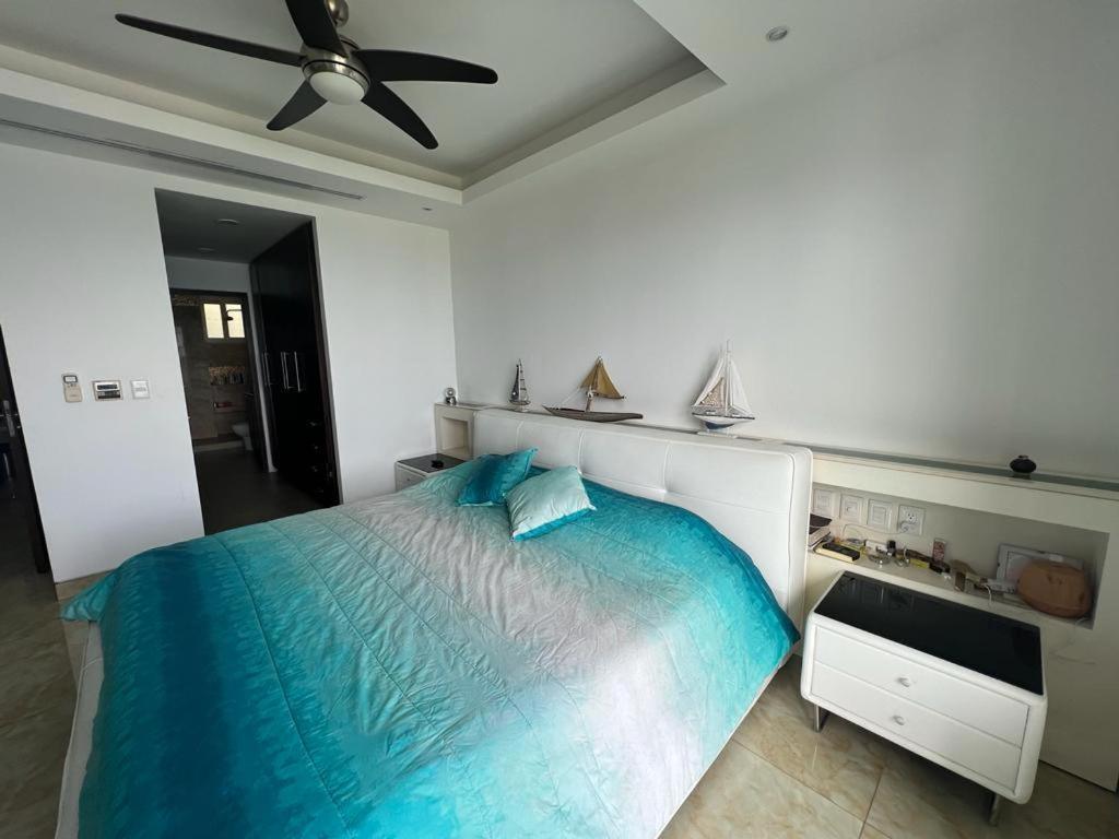 Punta Me Luxury Front Amara