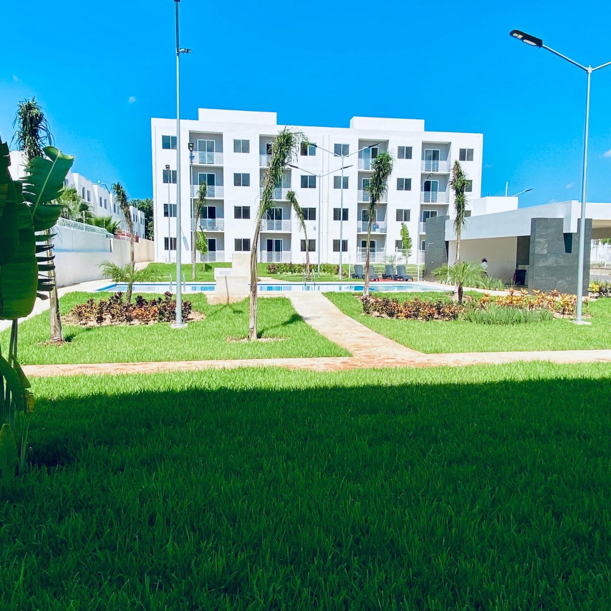 Departamento Nuevo, 3 Habitaciones, Justo En Frente De Alberca Cancún
