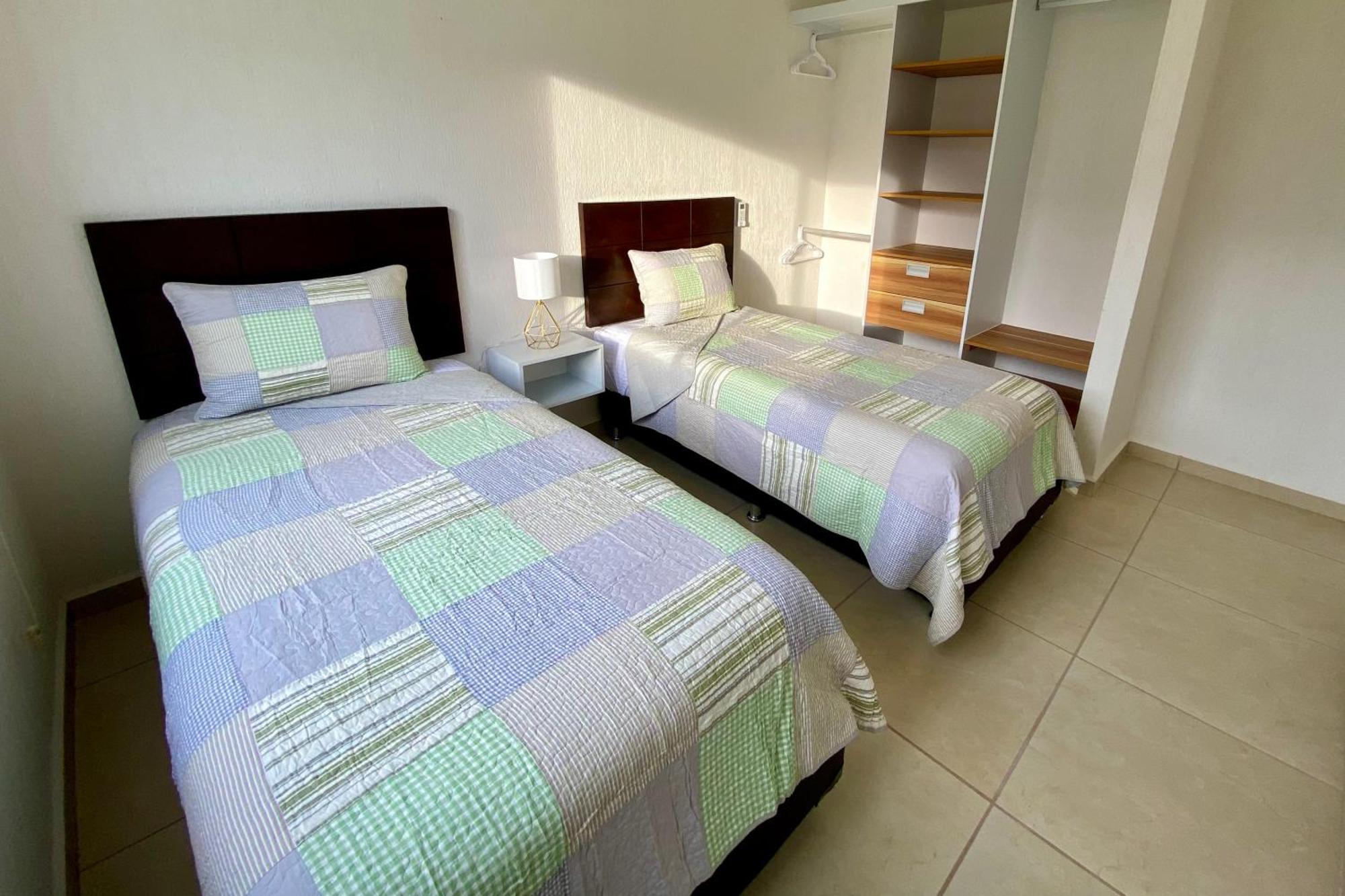 Departamento Nuevo, 3 Habitaciones, Justo En Frente De Alberca * Cancún