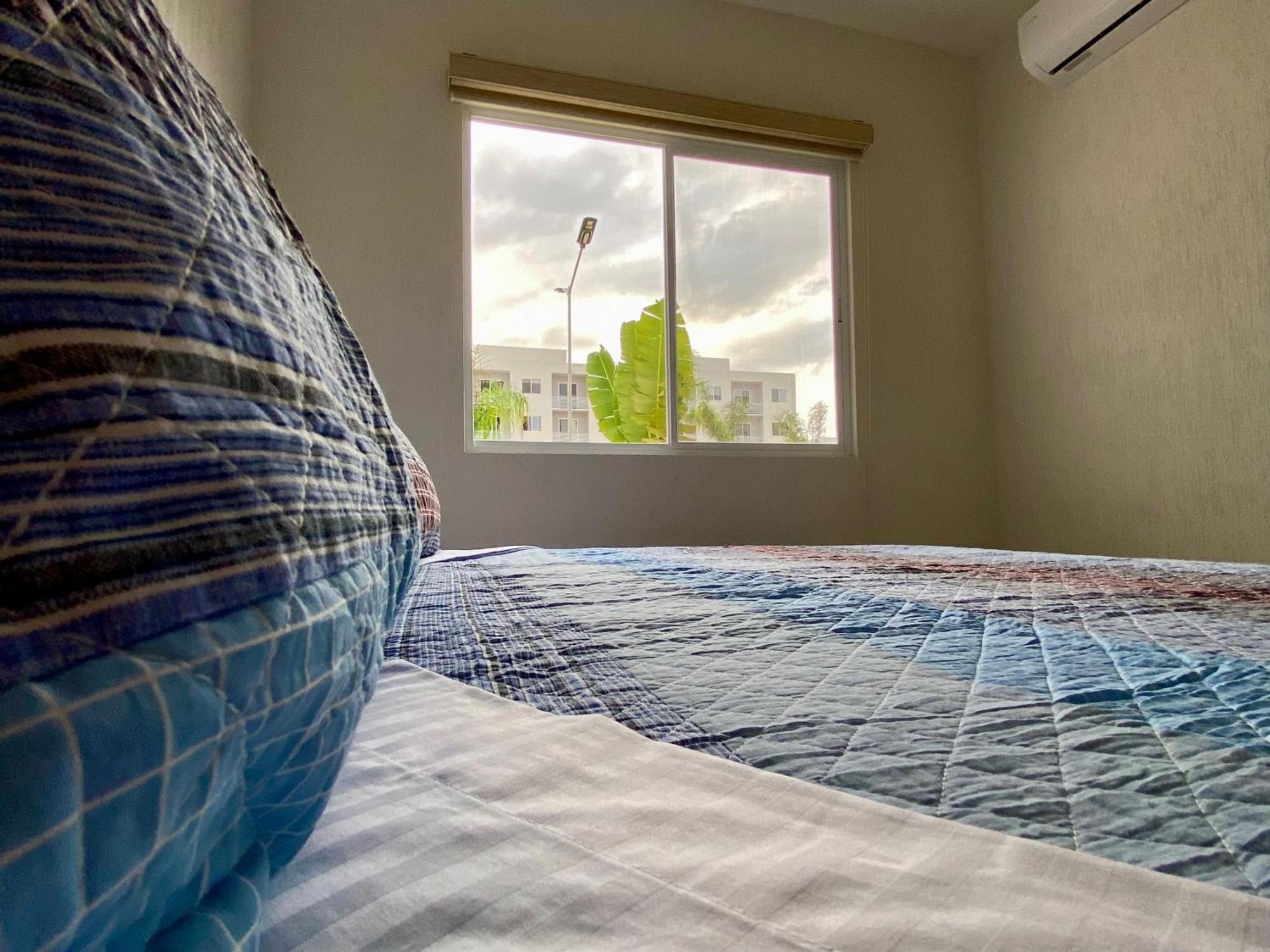 Departamento Nuevo, 3 Habitaciones, Justo En Frente De Alberca Cancún