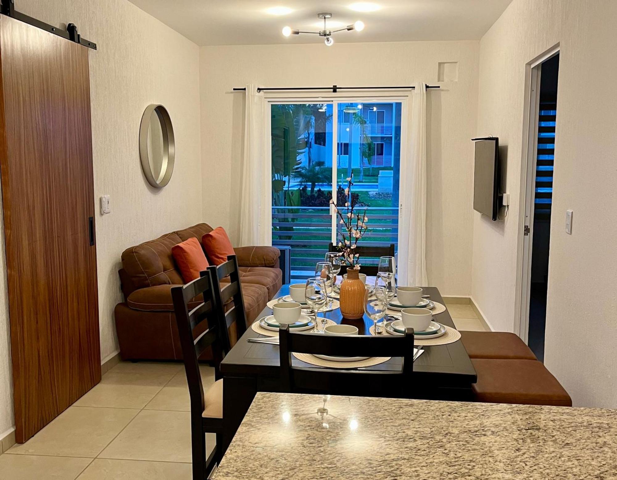 Departamento Nuevo, 3 Habitaciones, Justo En Frente De Alberca * Cancún