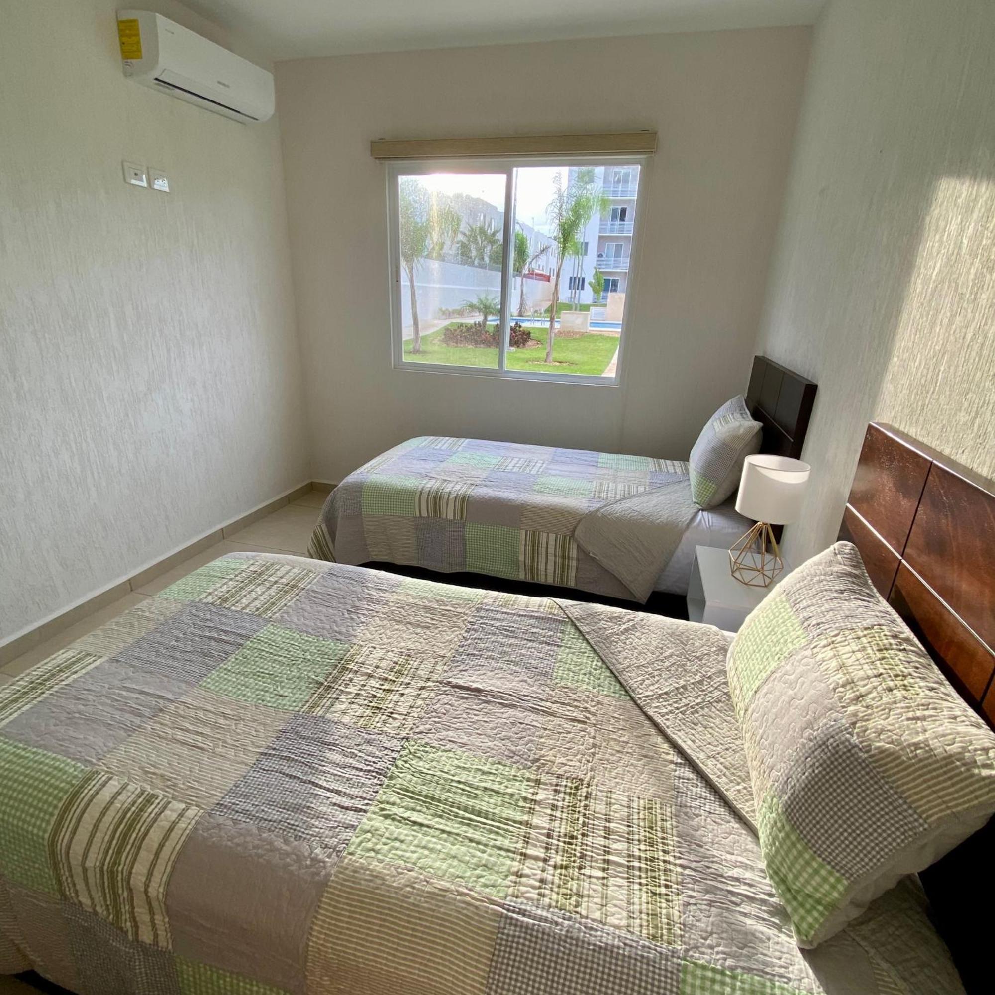 Apartamento Departamento Nuevo, 3 Habitaciones, Justo En Frente De Alberca Cancún