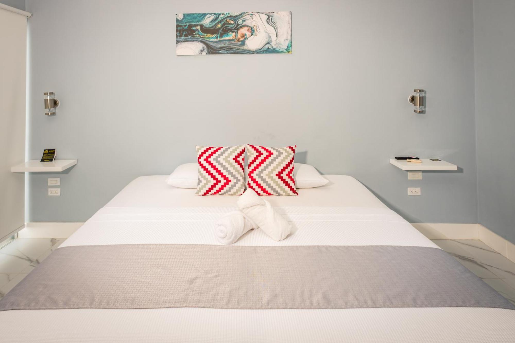 Moderna Y Amplia Casa Con Sala, Netflix, Wifi Y Cocina Equipada * Cancún