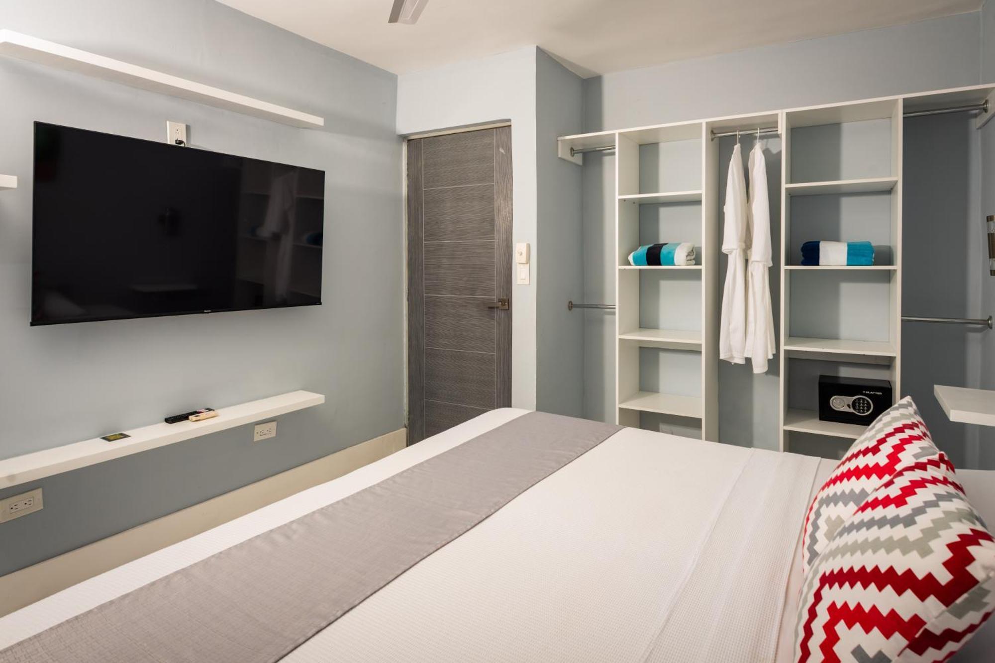 Moderna Y Amplia Casa Con Sala, Netflix, Wifi Y Cocina Equipada *