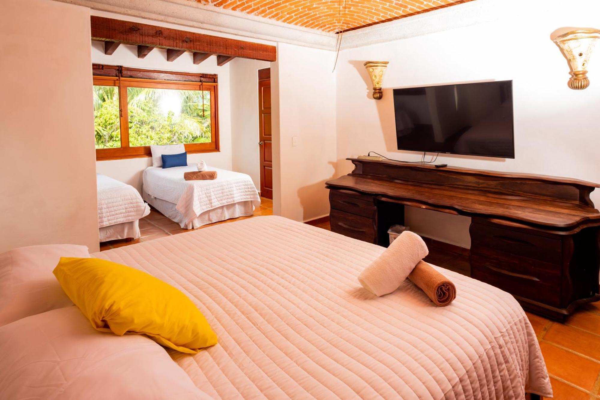 Tropically In Zone Villa *
