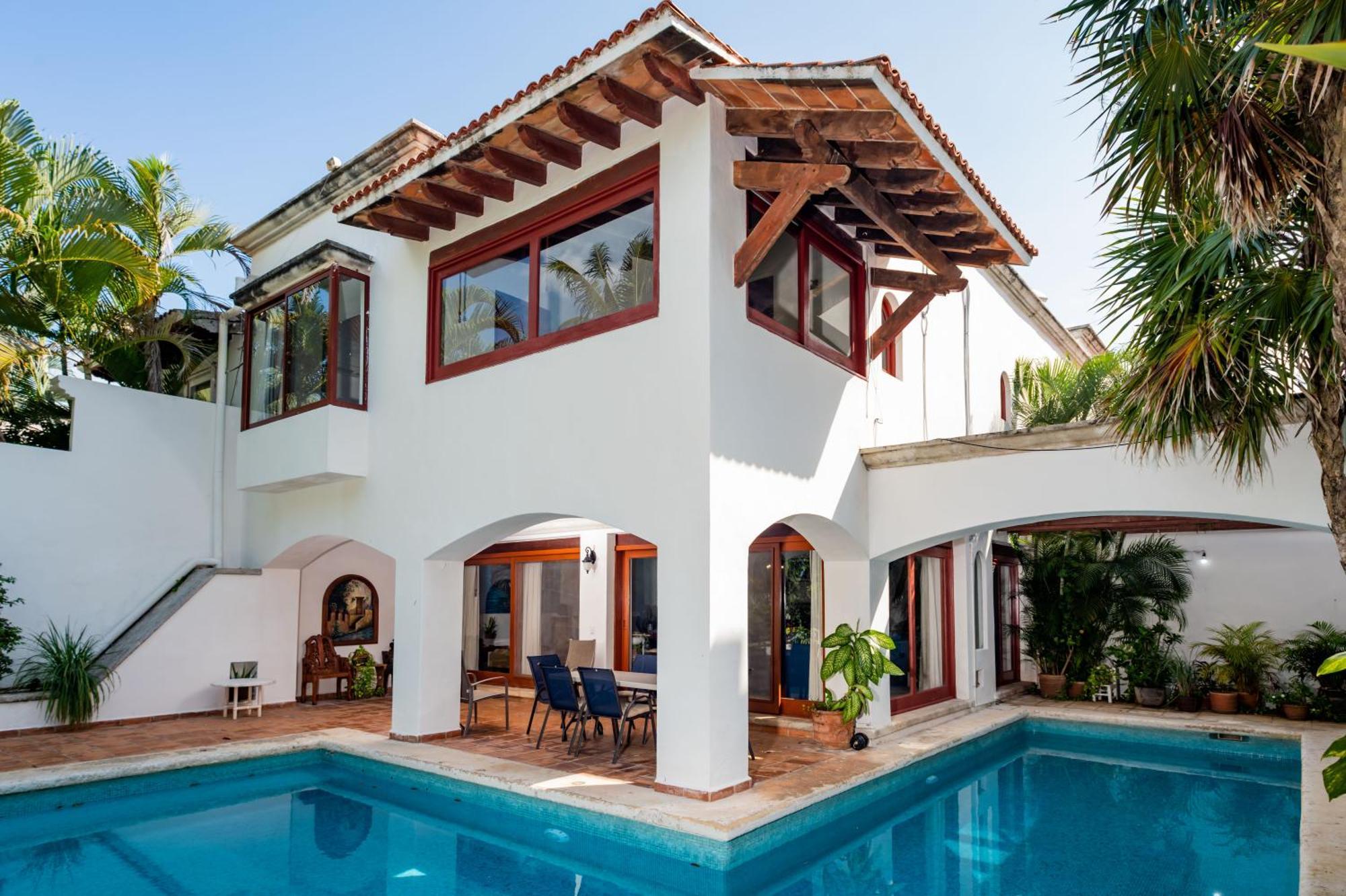 Tropically In Zone Villa Cancún