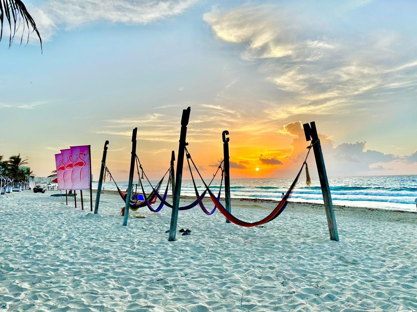 Flamingo Hotel Cancún