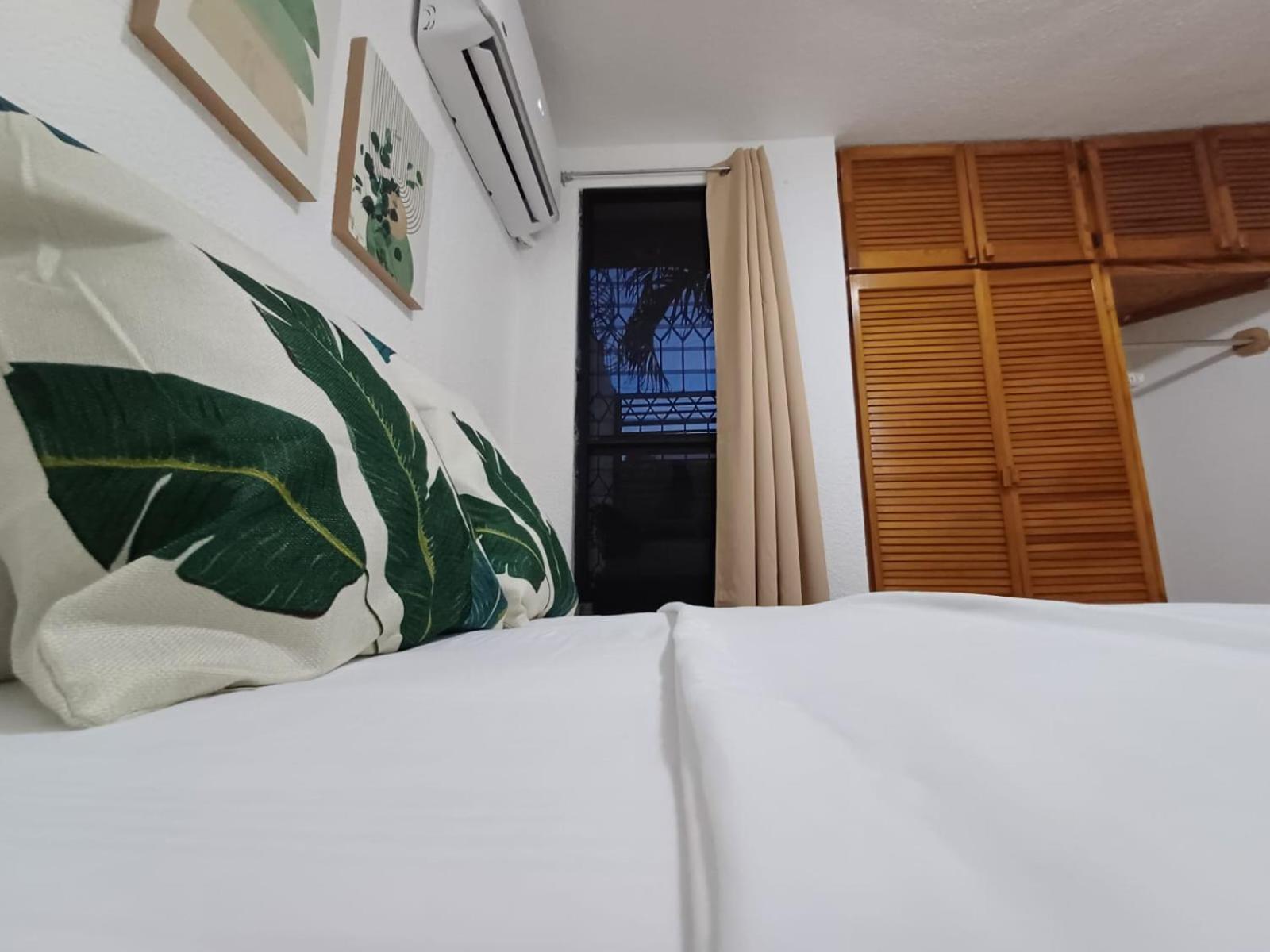 Casa Palmas Guest house *