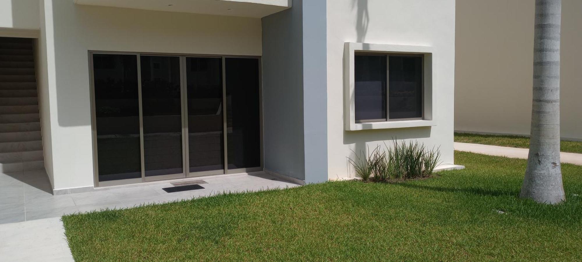 Excellent 2 Bedroom With Pool! Apartamento *