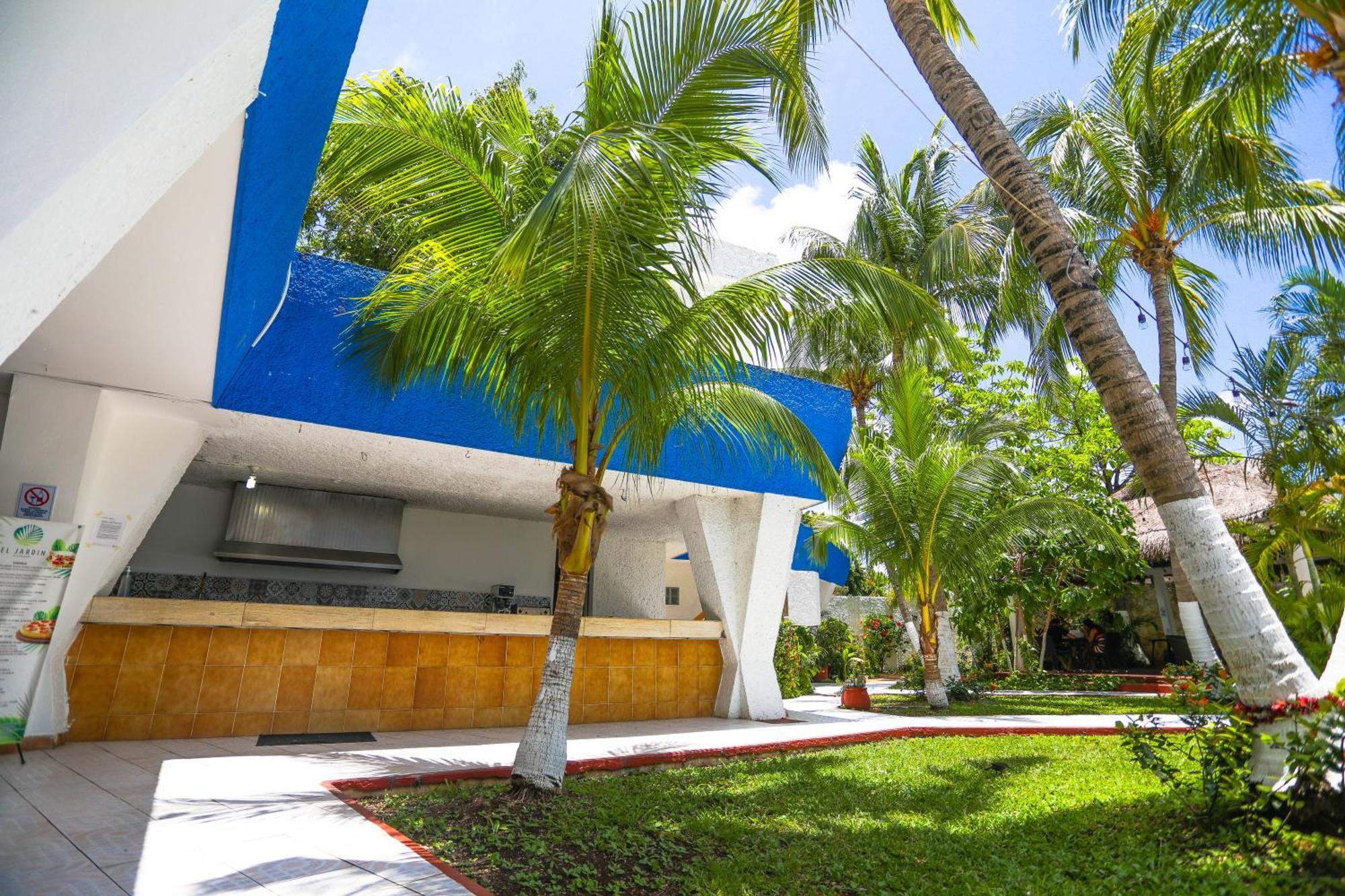 Caribe Internacional 3* Cancún