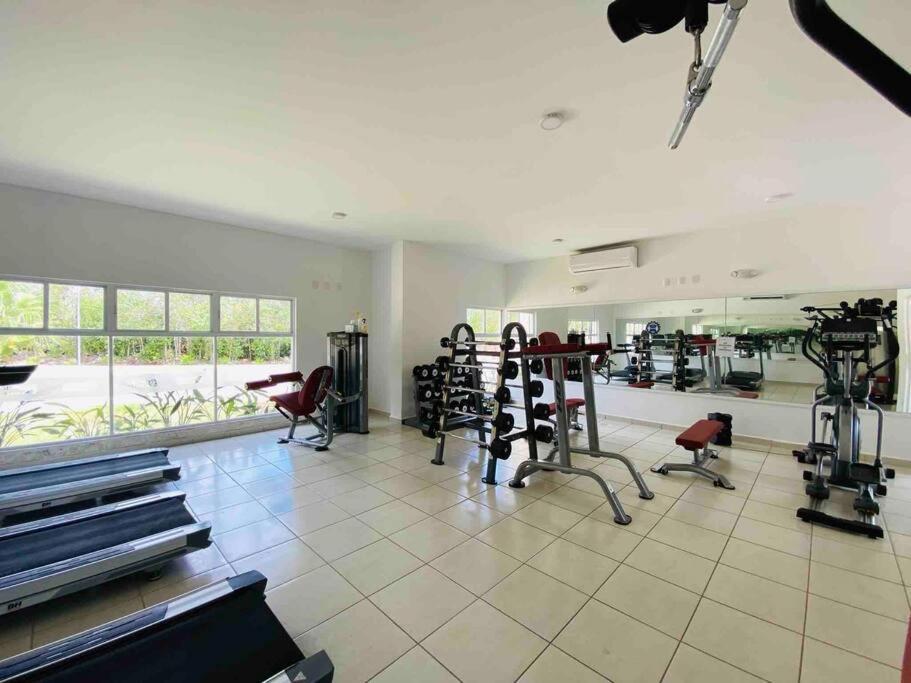 Beautiful Swimming Pool And 5 Star Amenities Cancún