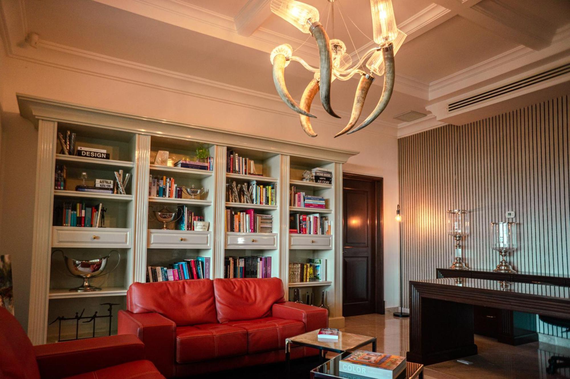 Exclusive Beachfront Luxury Villa, Private Gym, Personalized 5 Star-service, Direct Access Villa Cancún