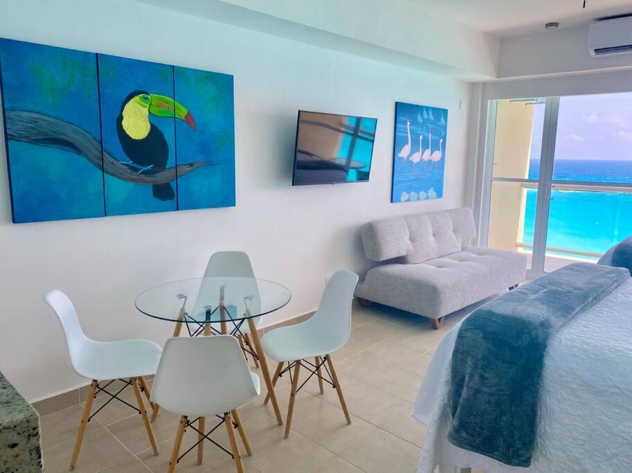 Oceanfront Studio/amazing Views Cancún