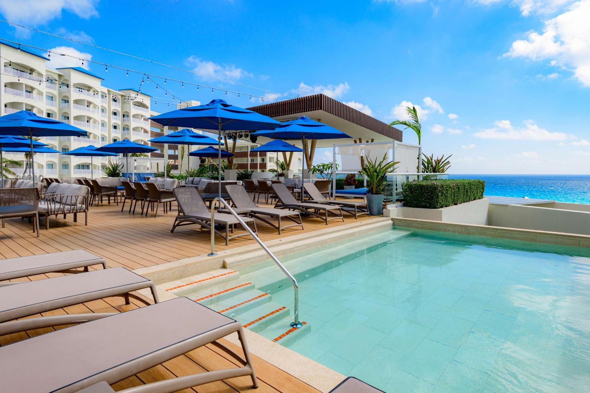 Hilton Mar Caribe 5* Cancún