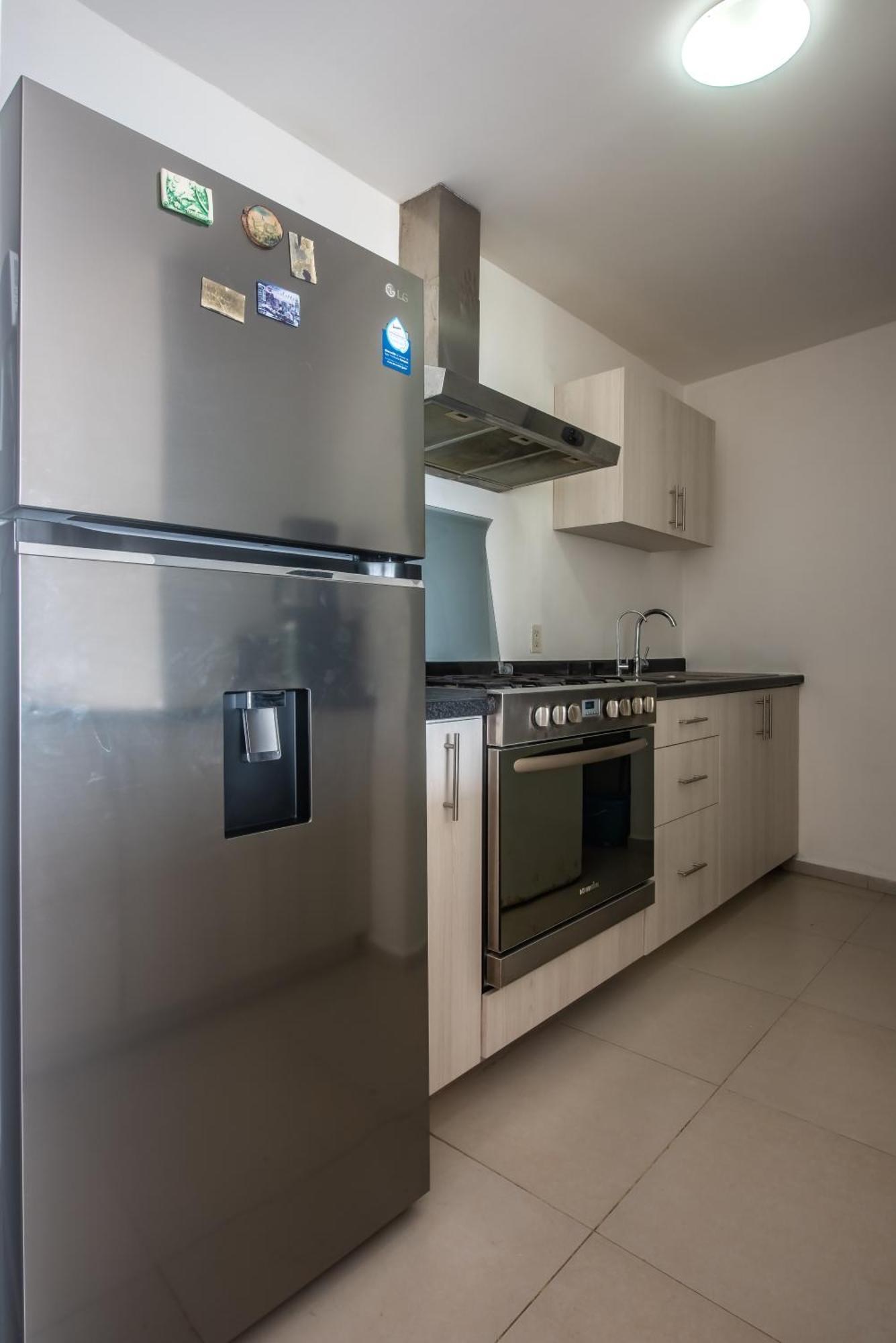 New Beachfront Luxury Apartamento Cancún
