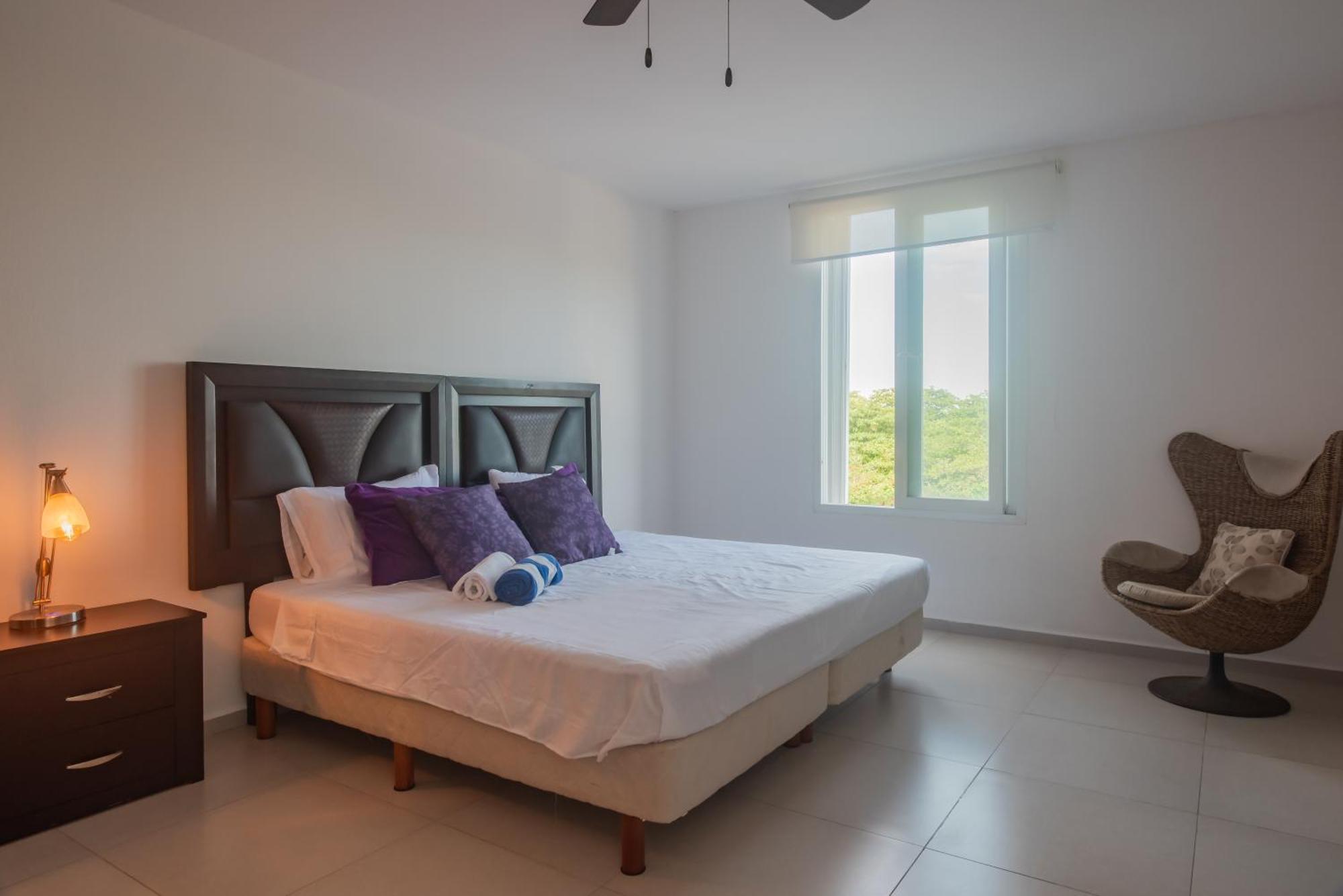 New Beachfront Luxury Apartamento Cancún