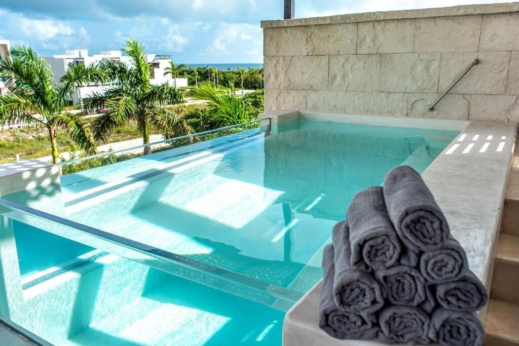 *private Rooftop Pool* 5 Min Walk To Beach 5bdr Cancún