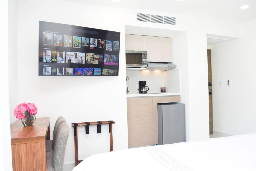 Apartamento New At The Beach, Pool, Gym, 2d