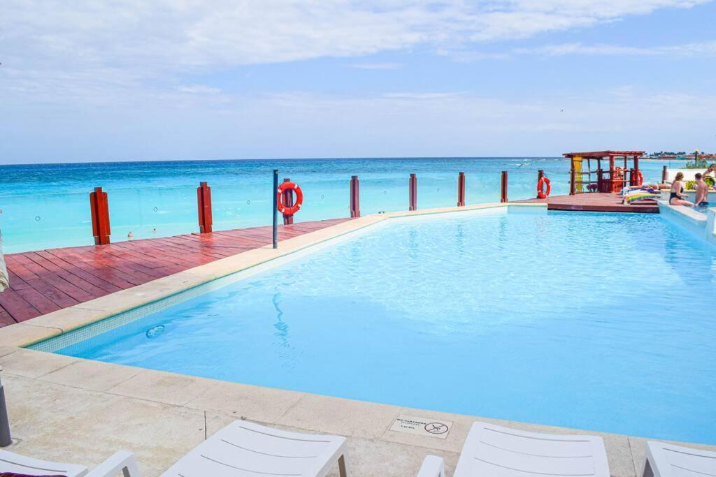 Apartamento New At The Beach, Pool, Gym, 2d *