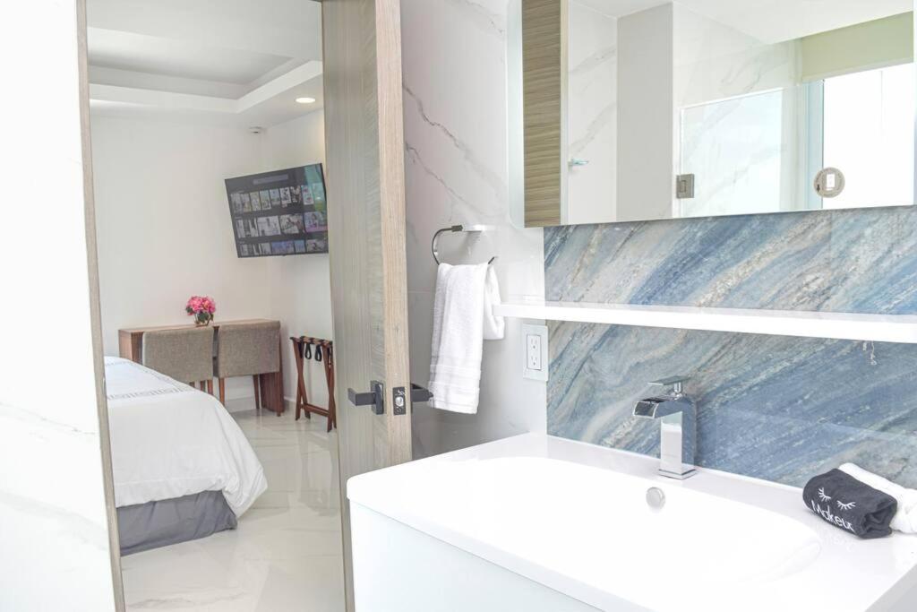 Apartamento New At The Beach, Pool, Gym, 2d