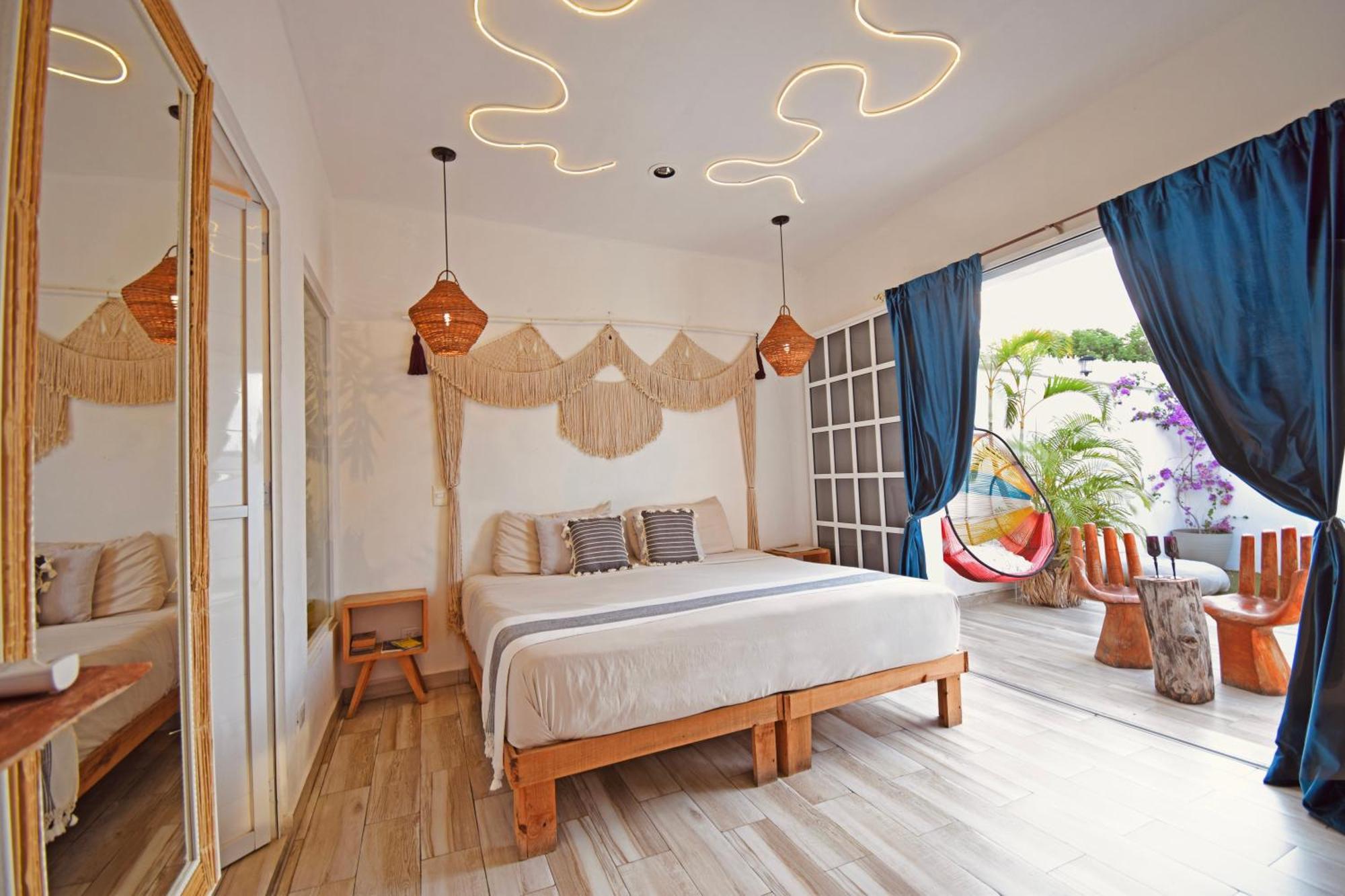 Tropical Bedroom -casa Nomis Habitación en casa particular *