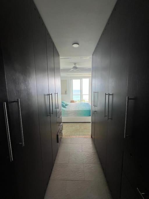 Punta Me Luxury Beach Front & Nice Sea View