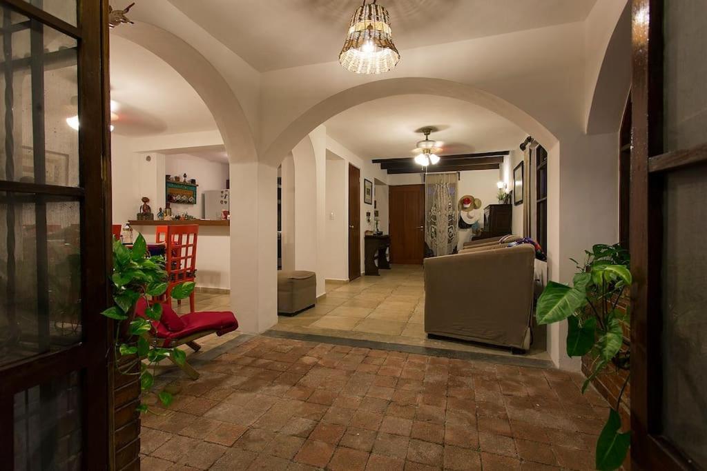 Сasa de vacaciones Tropical House In Downtown *