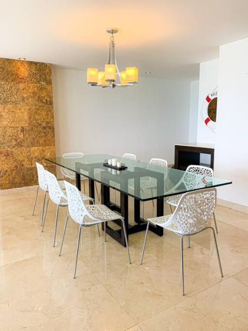 Beachfront Luxury Facilities Amazing Location Cancún