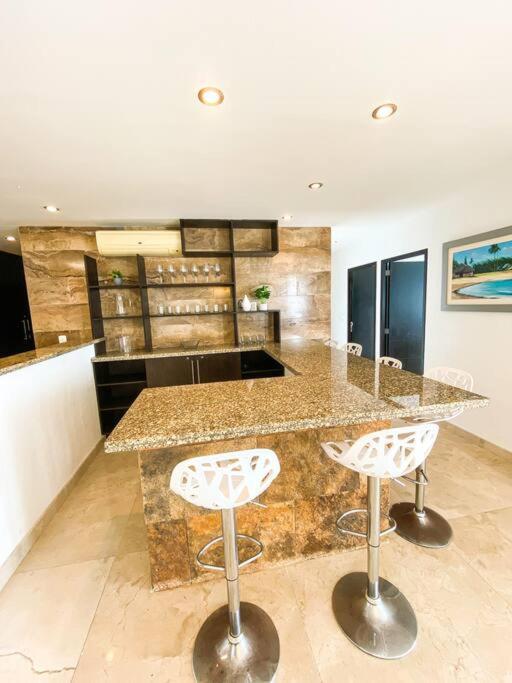 Beachfront Luxury Facilities Amazing Location Apartamento Cancún