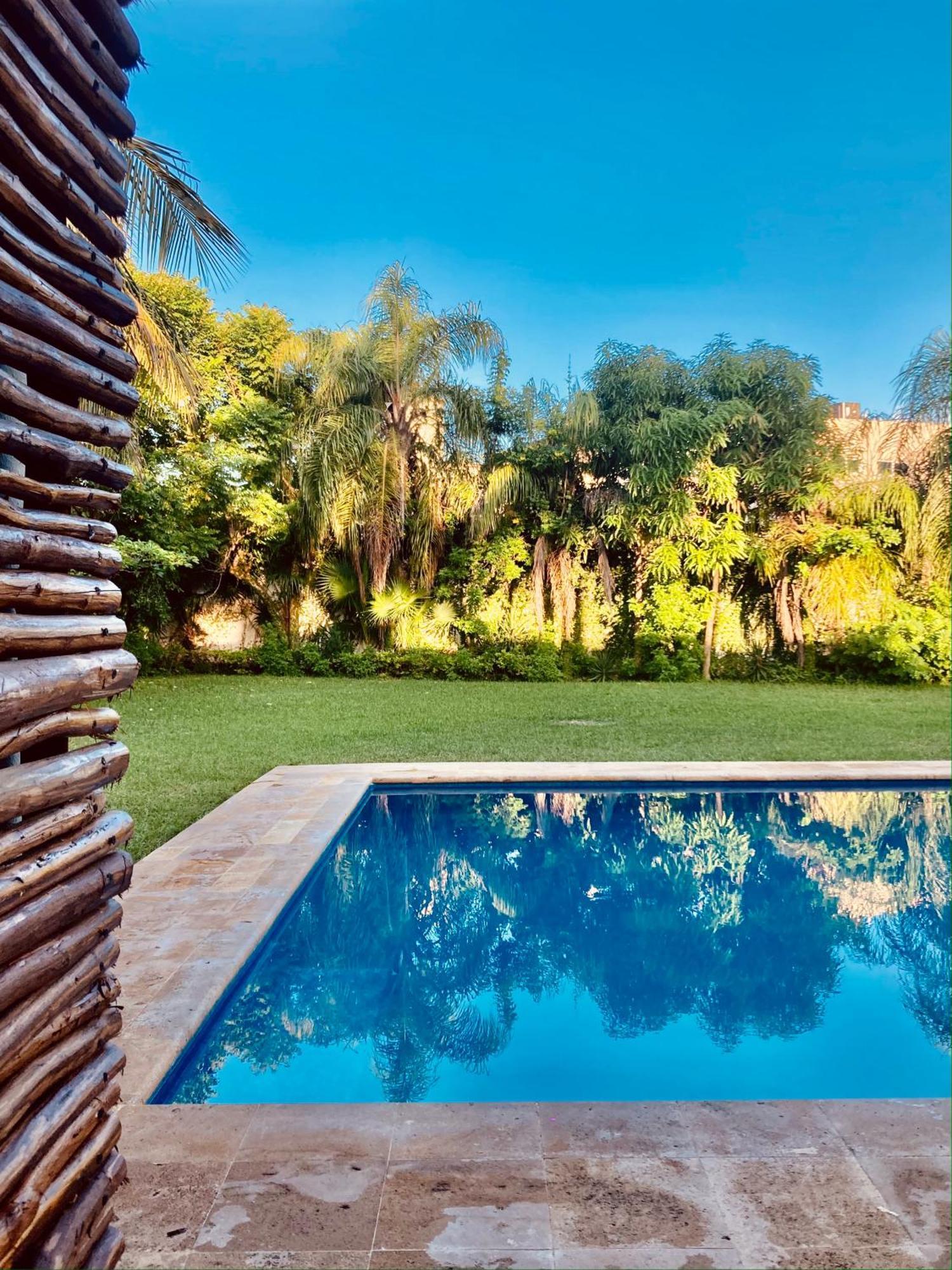 Habitación en casa particular Luxury Priv. W/ Whirlpool Tub 15 Mn Airport/bacab Mansion