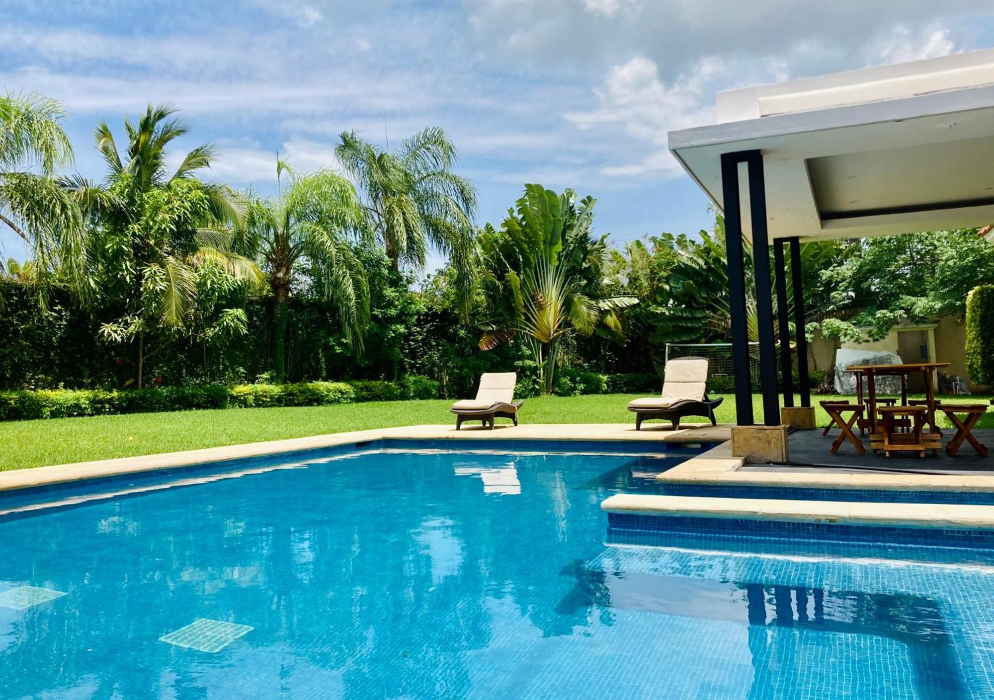 Luxury Priv. W/ Whirlpool Tub 15 Mn Airport/bacab Mansion Habitación en casa particular Cancún