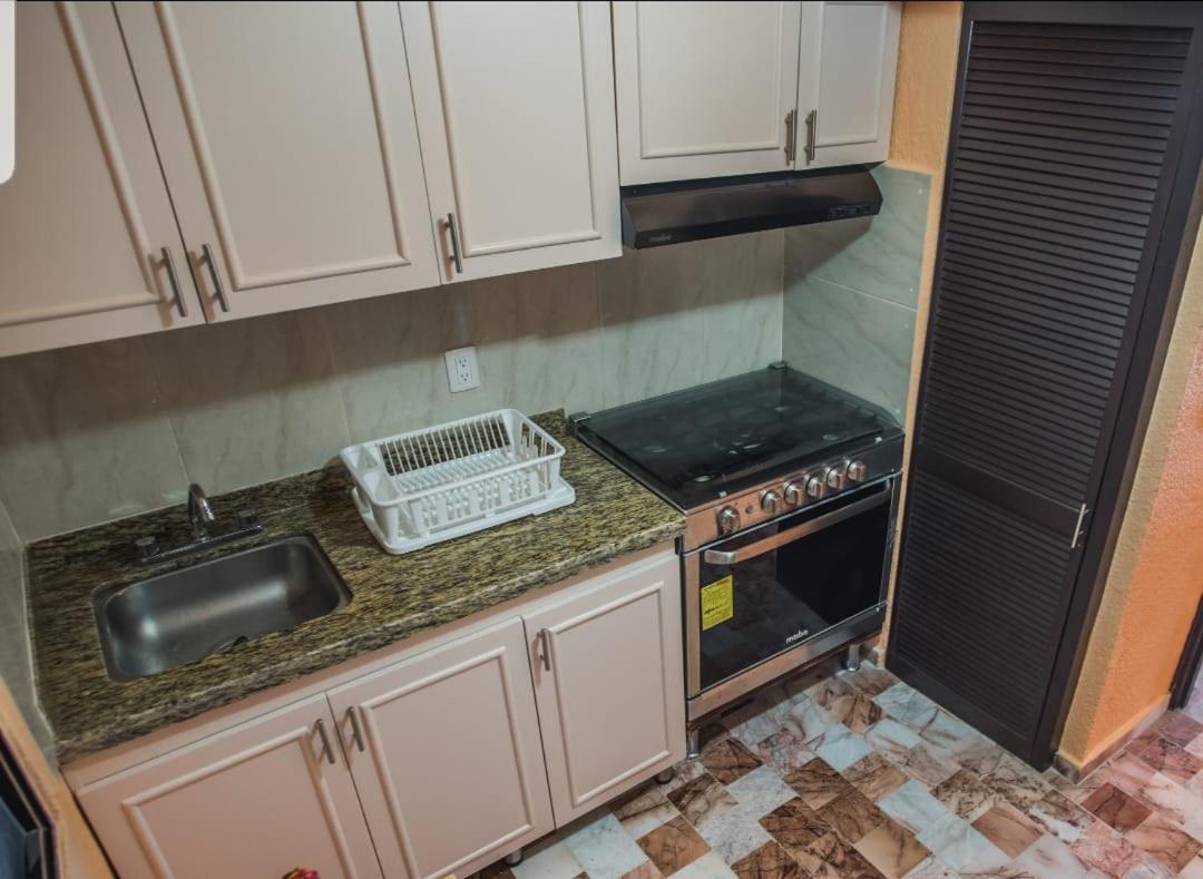 2 Bedrooms Ocean View Apartamento